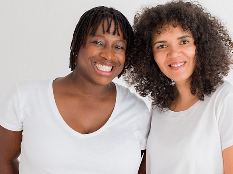 Promoting a diversity-sensitive upbringing: Tebogo Nimindé-Dundadenger and Olalou Fajembola Promoting a diversity-sensitive upbringing: Tebogo Nimindé-Dundadenger and Olalou Fajembola