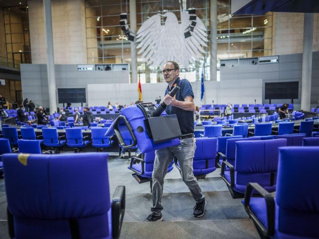 Neuer Bundestag konstituiert sich 