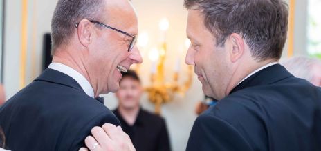 Election winner Friedrich Merz and SPD chair Lars Klingbeil (archive)