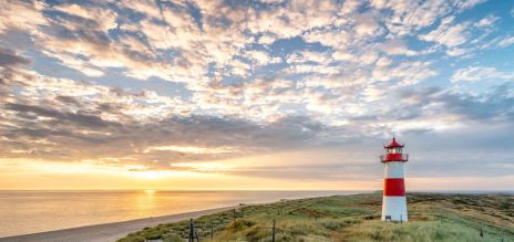 Faro de la isla de Sylt, en el Mar del Norte.  