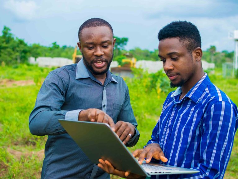 Modern data analysis is important in the fight against hunger. Modern data analysis is important in the fight against hunger.