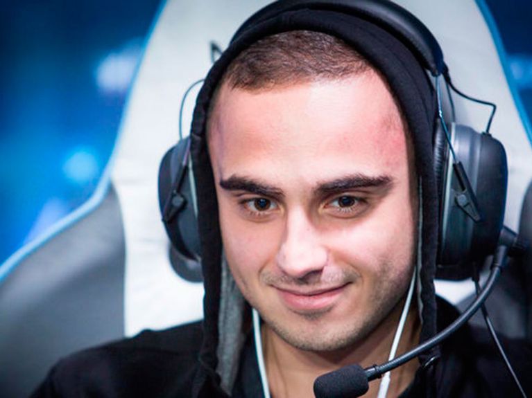 Kuro Salehi Takhasomi aka KuroKy