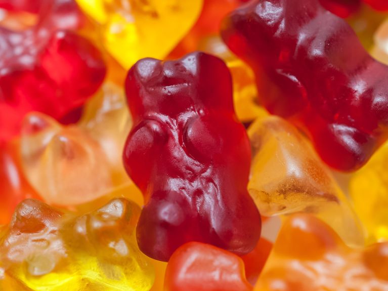 阿尔伯特·爱因斯坦、康拉德·阿登纳和威廉二世皇帝都曾品尝过小熊软糖。 阿尔伯特·爱因斯坦、康拉德·阿登纳和威廉二世皇帝都曾品尝过小熊软糖。