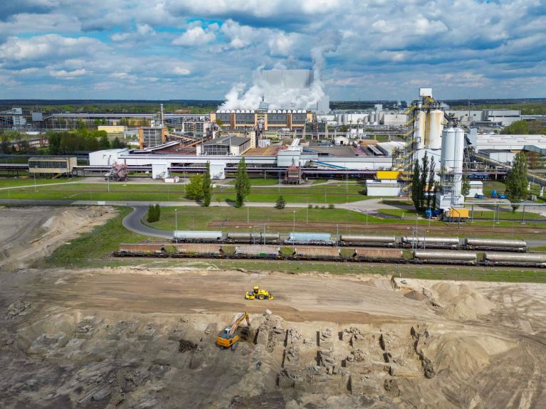 Nadchodzi nowe: widok na Park Przemysłowy Schwarze Pumpe