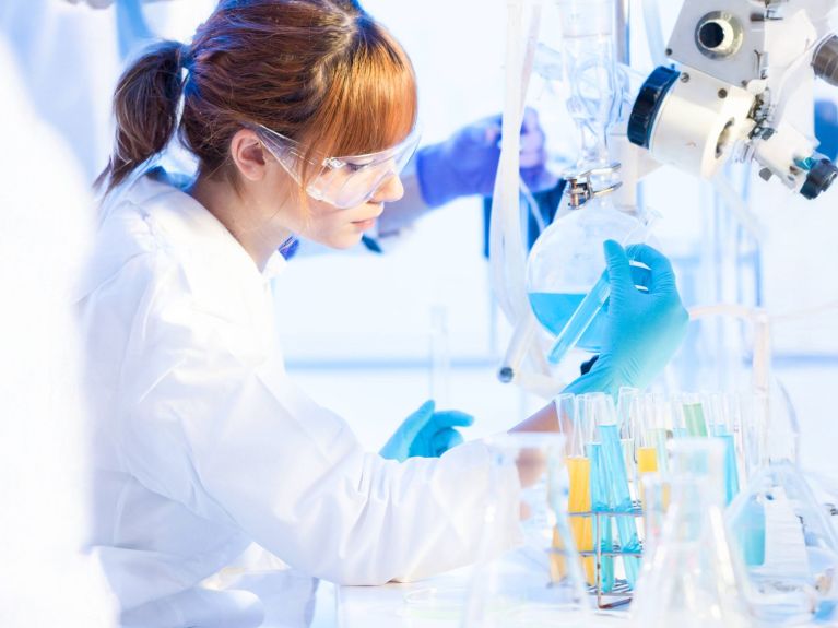 A biônica é uma área de estudo empolgante e versátil. A biônica é uma área de estudo empolgante e versátil.