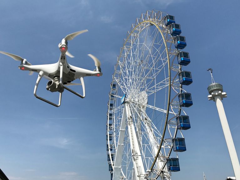 CEBIT 2018. A “Roda Gigante das Inovações” serve de estande da feira. 