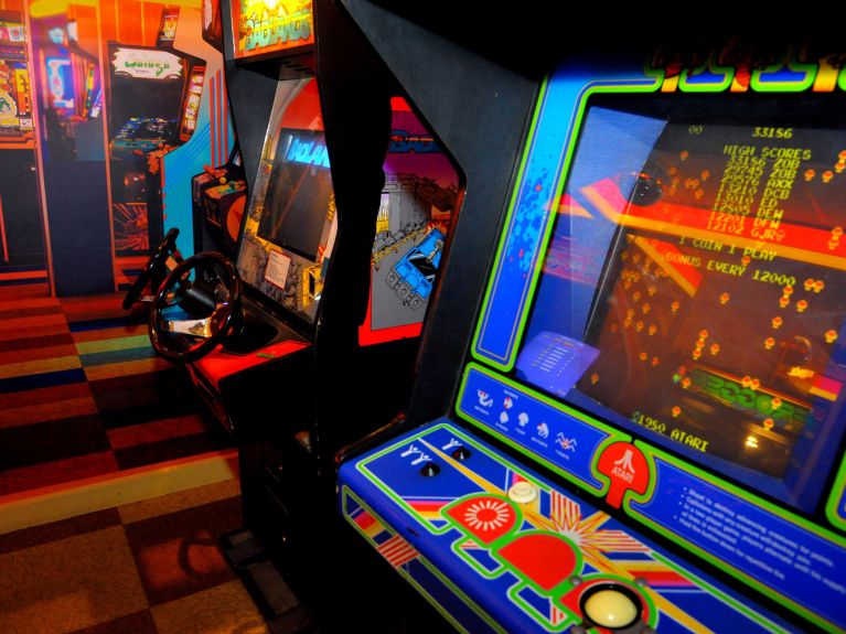 Berlin Bilgisayar Oyunları Müzesi’ndeki Arcade makineleri 