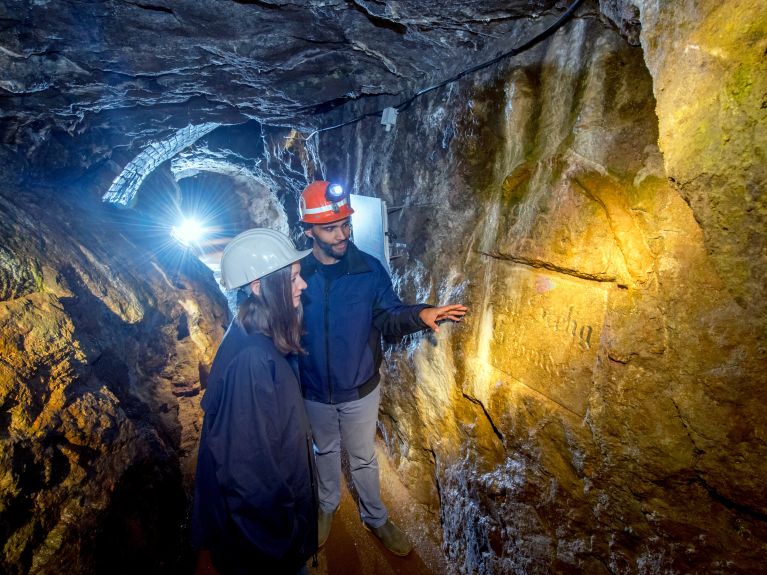 Pleins feux sur les matières premières : la mine de formation à l’Ecole supérieure des mines TU Bergakademie Freiberg .