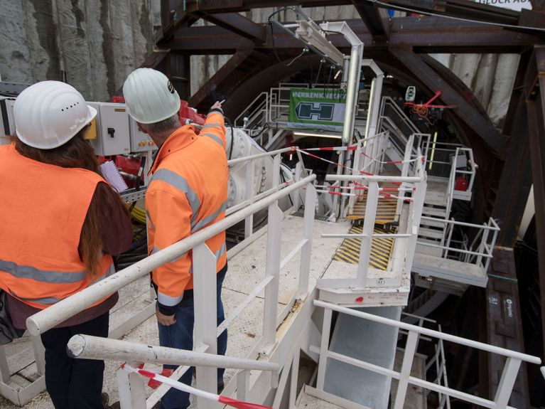 Ingenieure auf Baustelle