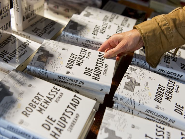 Alman Kitap Ödülünü “Başkent” adlı roman kazandı.