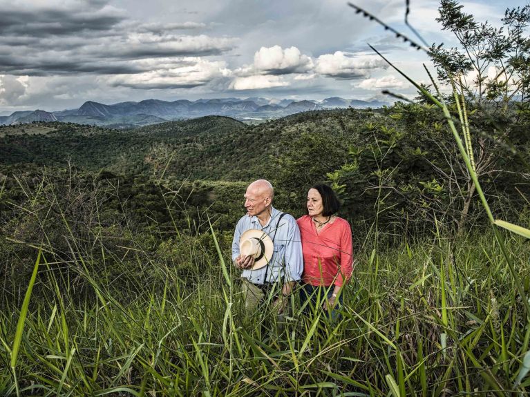 Sebastião e Lélia Salgado na fazenda