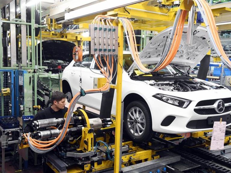 Initiative „Made for Germany“ will 735 Mrd. Euro investieren Initiative „Made for Germany“ will 735 Mrd. Euro investieren