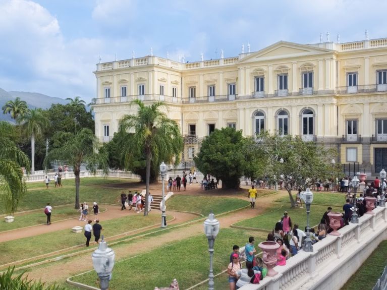 Das Museum mit der nach dem Brand renovierten Fassade Das Museum mit der nach dem Brand renovierten Fassade