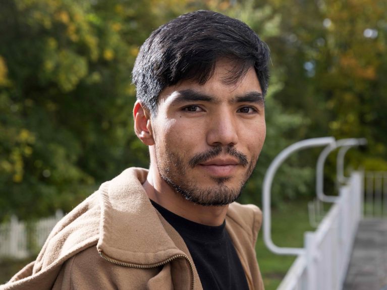 Arif from Afghanistan would like to find a job as a programmer. Arif from Afghanistan would like to find a job as a programmer.