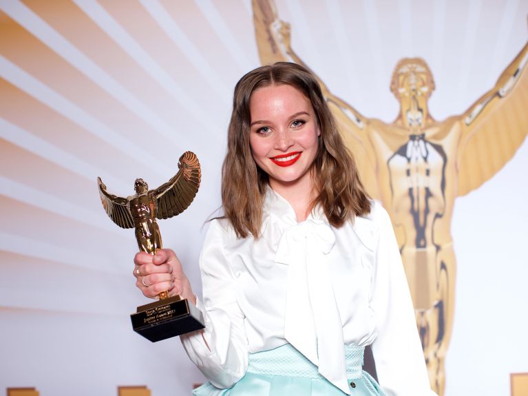 Sonja Gerhardt durante la entrega de los premios Jupiter Award.