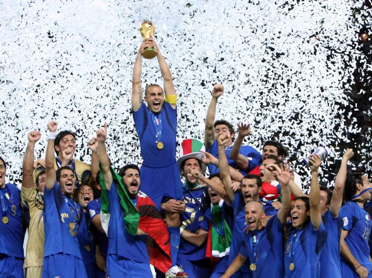 L’équipe italienne célèbre son titre de Champion du monde en 2006.