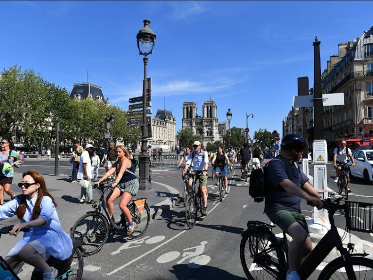 Paris ist bei jungen Deutschen sehr beliebt. 