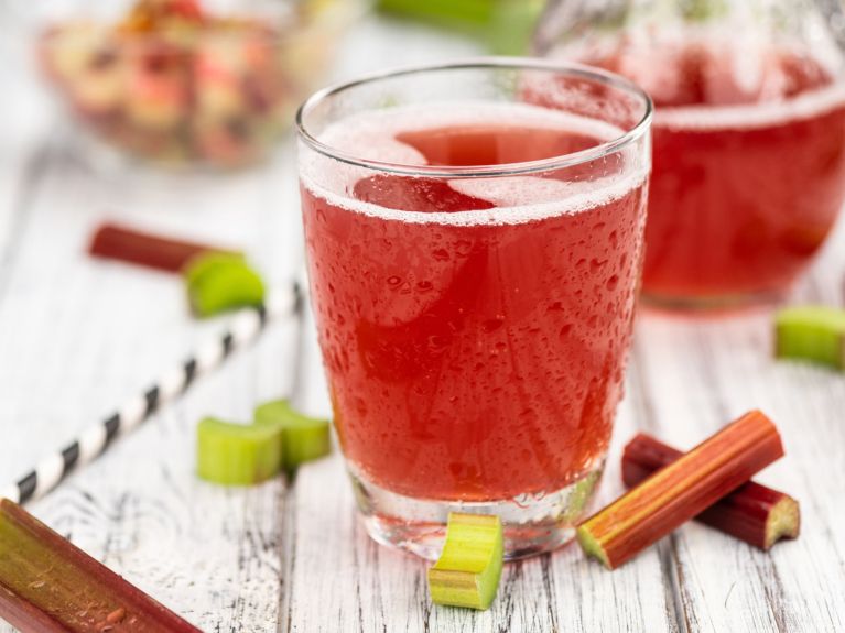 Popular in Germany: Rhabarberschorle - a rhubarb Schorle Popular in Germany: Rhabarberschorle - a rhubarb Schorle