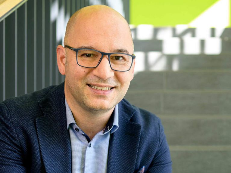 埃姆拉·杜泽尔,Neotiv 联合创始人、马格德堡大学认知神经学和痴呆症研究所所长      埃姆拉·杜泽尔,Neotiv 联合创始人、马格德堡大学认知神经学和痴呆症研究所所长