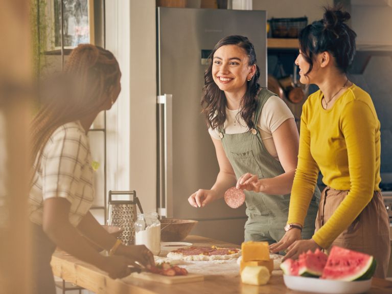 One thing that skilled workers particularly enjoy in Germany is the good work/life balance. One thing that skilled workers particularly enjoy in Germany is the good work/life balance.