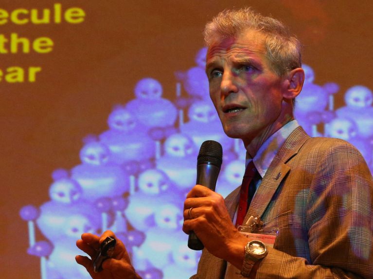 沃夫冈·克特勒 沃夫冈·克特勒