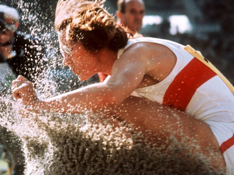 海德·埃克尔-罗森达尔——跳远选手,曾三度夺金:一次大运会冠军,以及 1972 年慕尼黑奥运会跳远和 100 米接力金牌。  海德·埃克尔-罗森达尔——跳远选手,曾三度夺金:一次大运会冠军,以及 1972 年慕尼黑奥运会跳远和 100 米接力金牌。