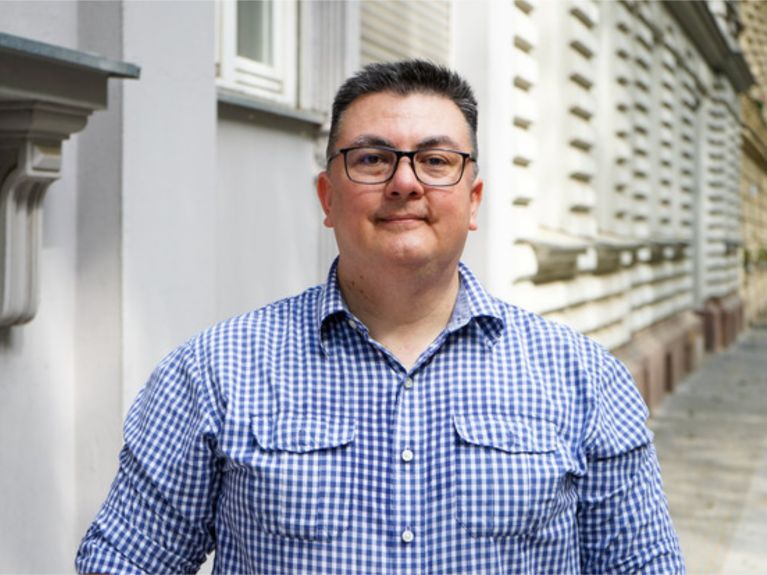 来自危地马拉的路易斯·阿萨尔多 来自危地马拉的路易斯·阿萨尔多