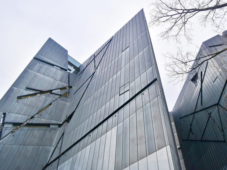 Daniel Libeskind, Berlin’deki Yahudi Müzesi Daniel Libeskind, Berlin’deki Yahudi Müzesi