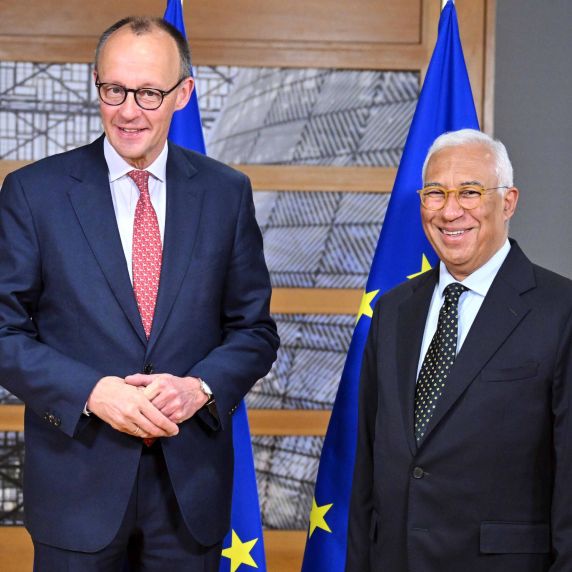 Unions-Kanzlerkandidat Friedrich Merz (l.) und EU-Ratspräsident Antonio Costa. 